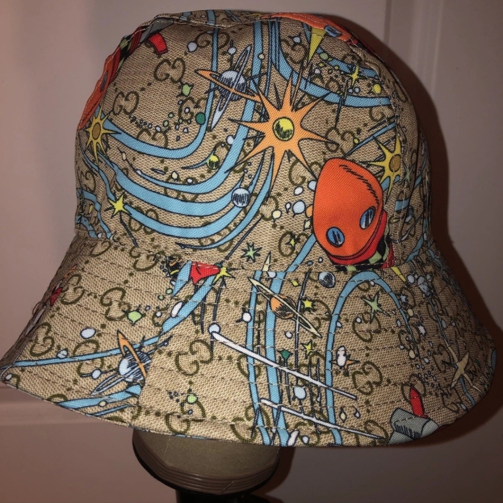 Authentic Gucci Disney Donald Duck Bucket Hat NWOT - Picture 4 of 8